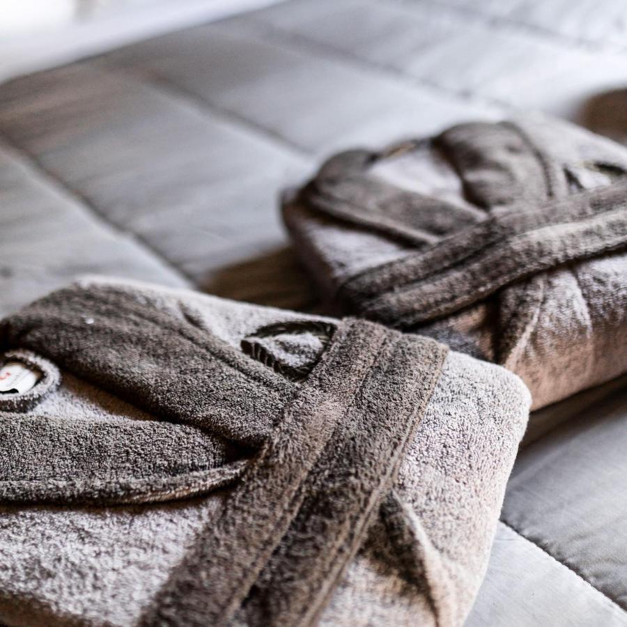 Seven Keys Luxury Suites Achílleion エクステリア 写真