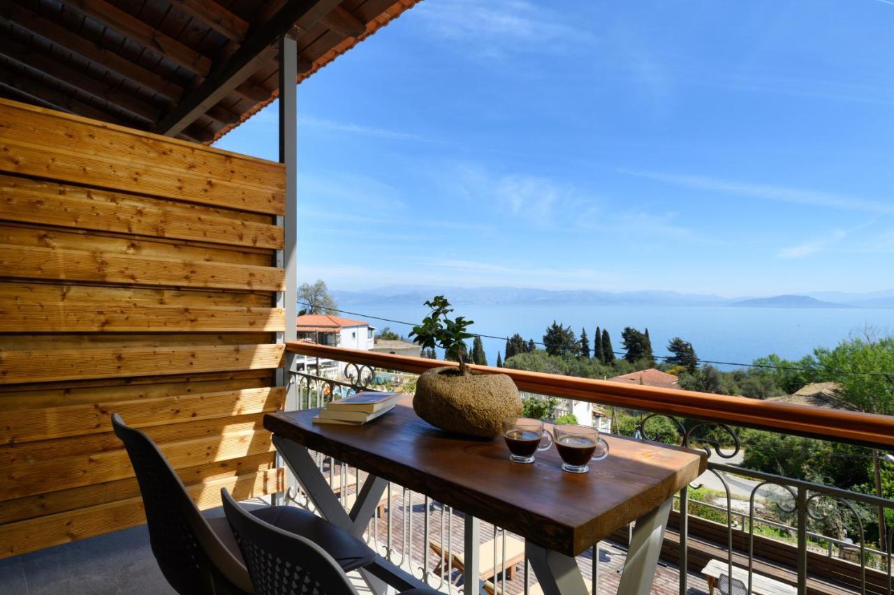 Seven Keys Luxury Suites Achílleion エクステリア 写真