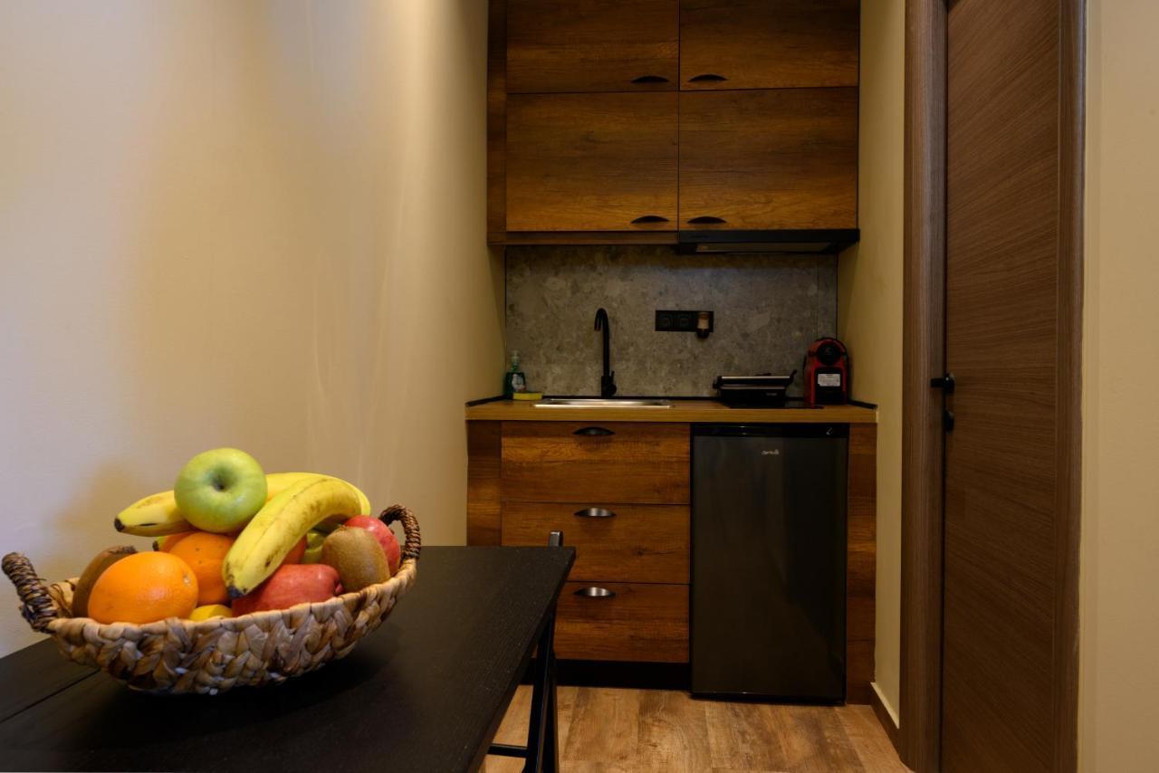 Seven Keys Luxury Suites Achílleion エクステリア 写真